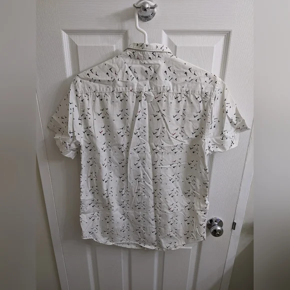 Button down shirt - Picture 3 of 3